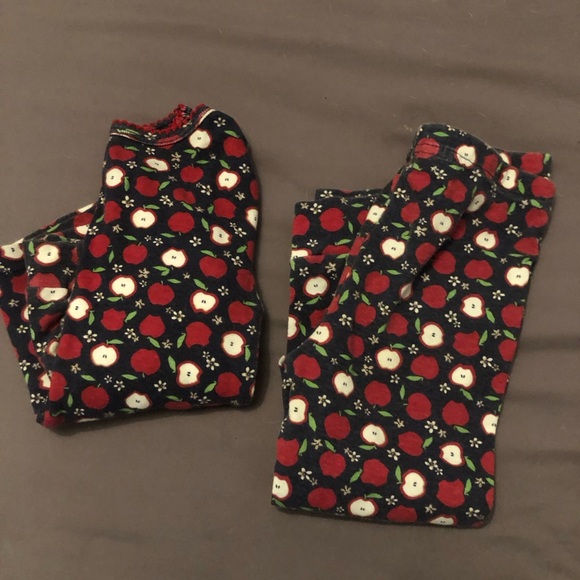 Cynthia Rowley Navy and Red Apple Print Top - Picture 1 of 3